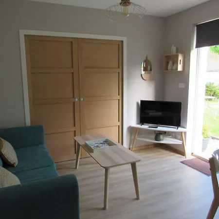 Bed & Breakfast La Petite Echauguette Jumelles (Maine-et-Loire)